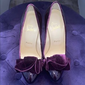 Purple bow Christian Louboutin pumps size 7